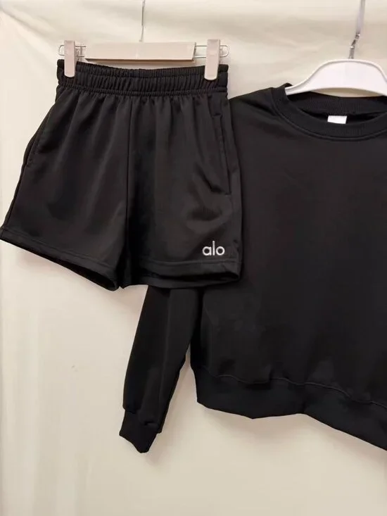 Alo Yoga Black Casual Sporty Cropped Crew Neck Sweatshirt, Size M. - Picture 5 of 8